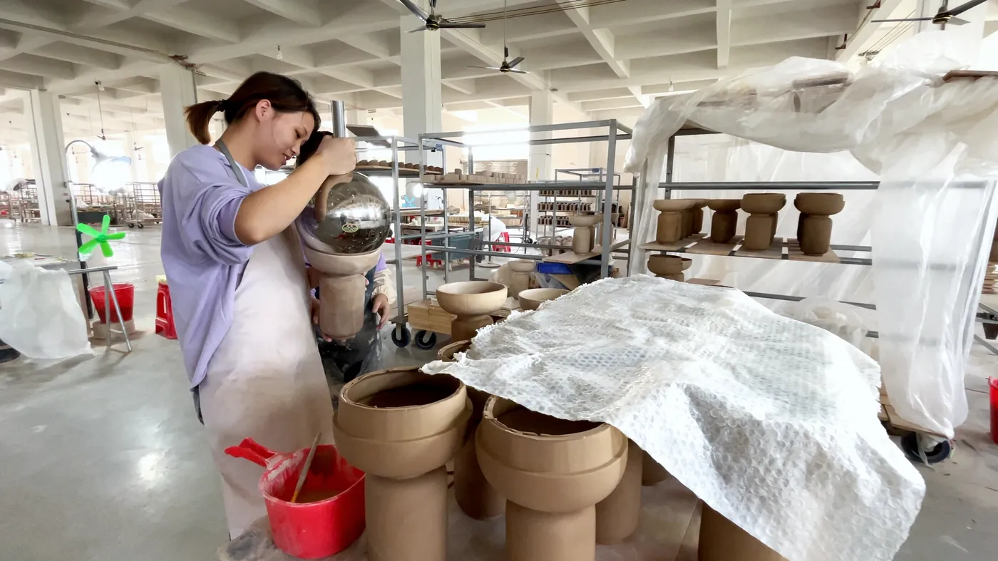 Shaping over a support sphere